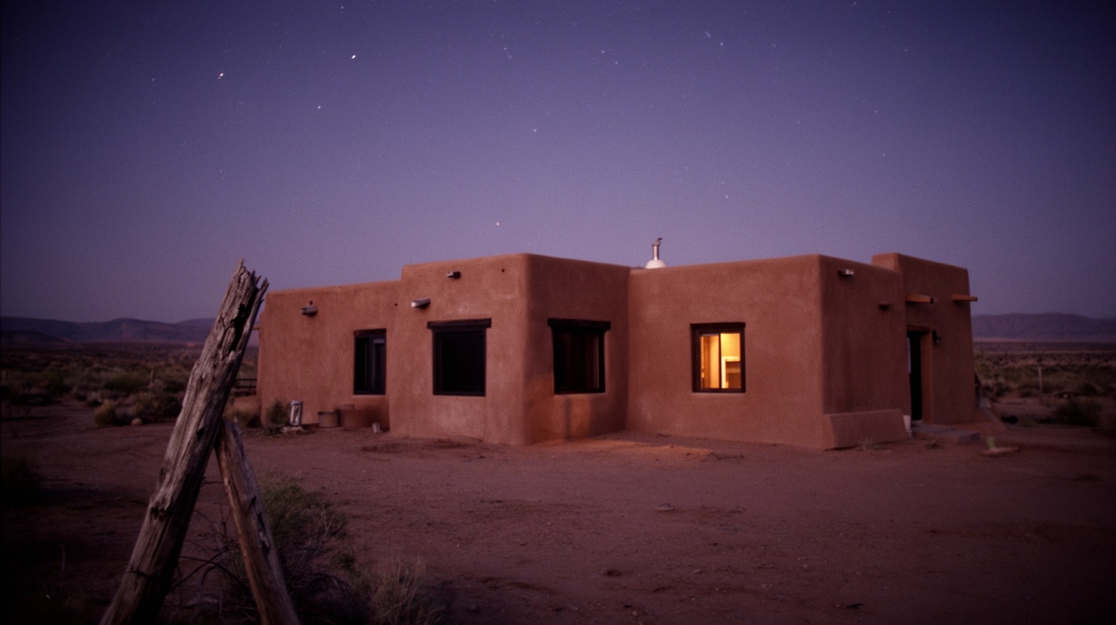 A house in the Nevada manner, at dusk